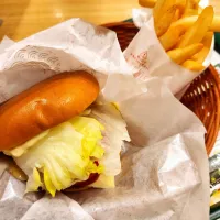 🔷🌄朝モス☕野菜チーズバーガー🔷|@きなこさん
