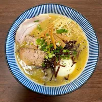 濃厚貝出汁鶏白湯ラーメン|dashi menjiroさん