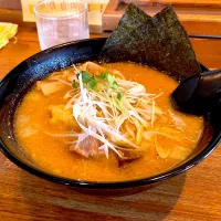 ランチ　ラーメン波飛沫の胡麻みそラーメンいただきました|renharuruさん