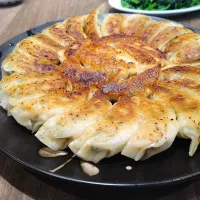 焼き餃子|古尾谷りかこさん