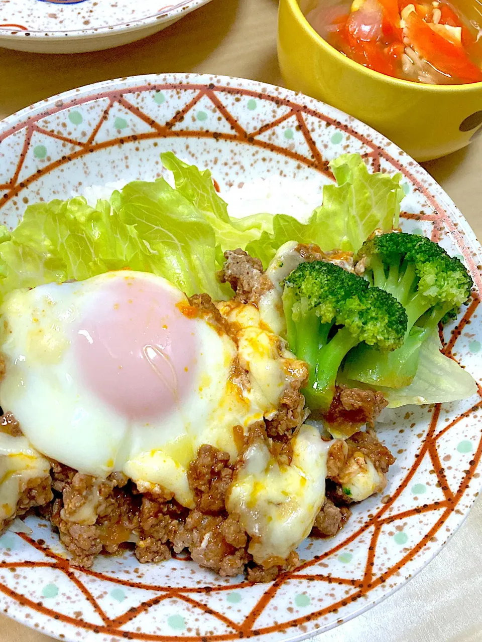 なんちゃってロコモコ丼＆コンソメスープ|なおさん