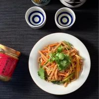たけのこと豆腐干の冷菜 (涼拌竹筍)|まる(丸大豆)さん