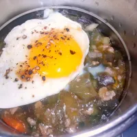 目玉焼き乗せ麻婆茄子丼|darkbaronさん