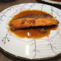 サーモンの黒酢醤油焼き|古尾谷りかこさん