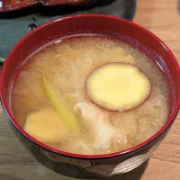 さつま芋とハナビラタケの味噌汁|あぼちさん