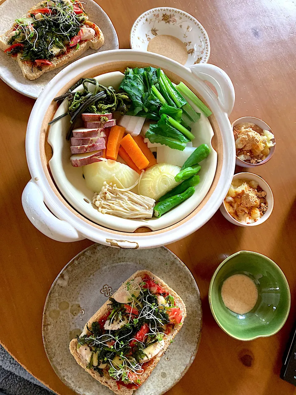 韓国風ピザ🍕＆ヘルシー蒸し土鍋で蒸し野菜|さくたえさん