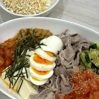 お昼ご飯🍚| 朔さん