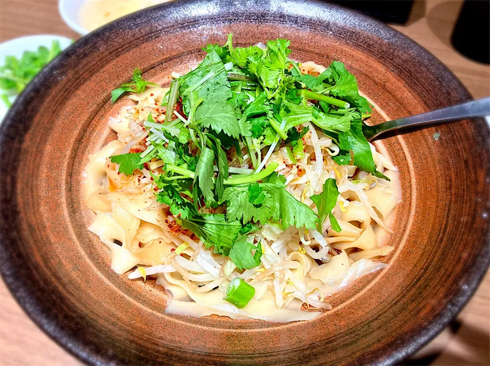 ユーポー麺  パクチー追加|リフルシャッフルさん