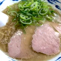 豚骨ラーメン