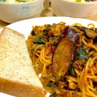 トマトソースのパスタ＆コンソメスープ|なおさん