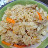 人参と舞茸の炊き込みご飯| 藤さんちのごはんさん