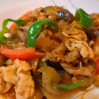 豚肉とある野菜をサルサソースで味付け|Conyさん
