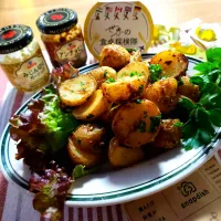 由美さんの料理 『世界の食卓探検隊』アンチョビガーリックポテト🧄|ナオミさん