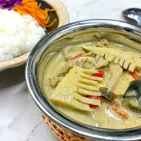 筍とせせり肉のグリーンカレー|みほままこさん