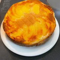 ジュワッとジューシー！黄桃ケーキ|あきたまさん