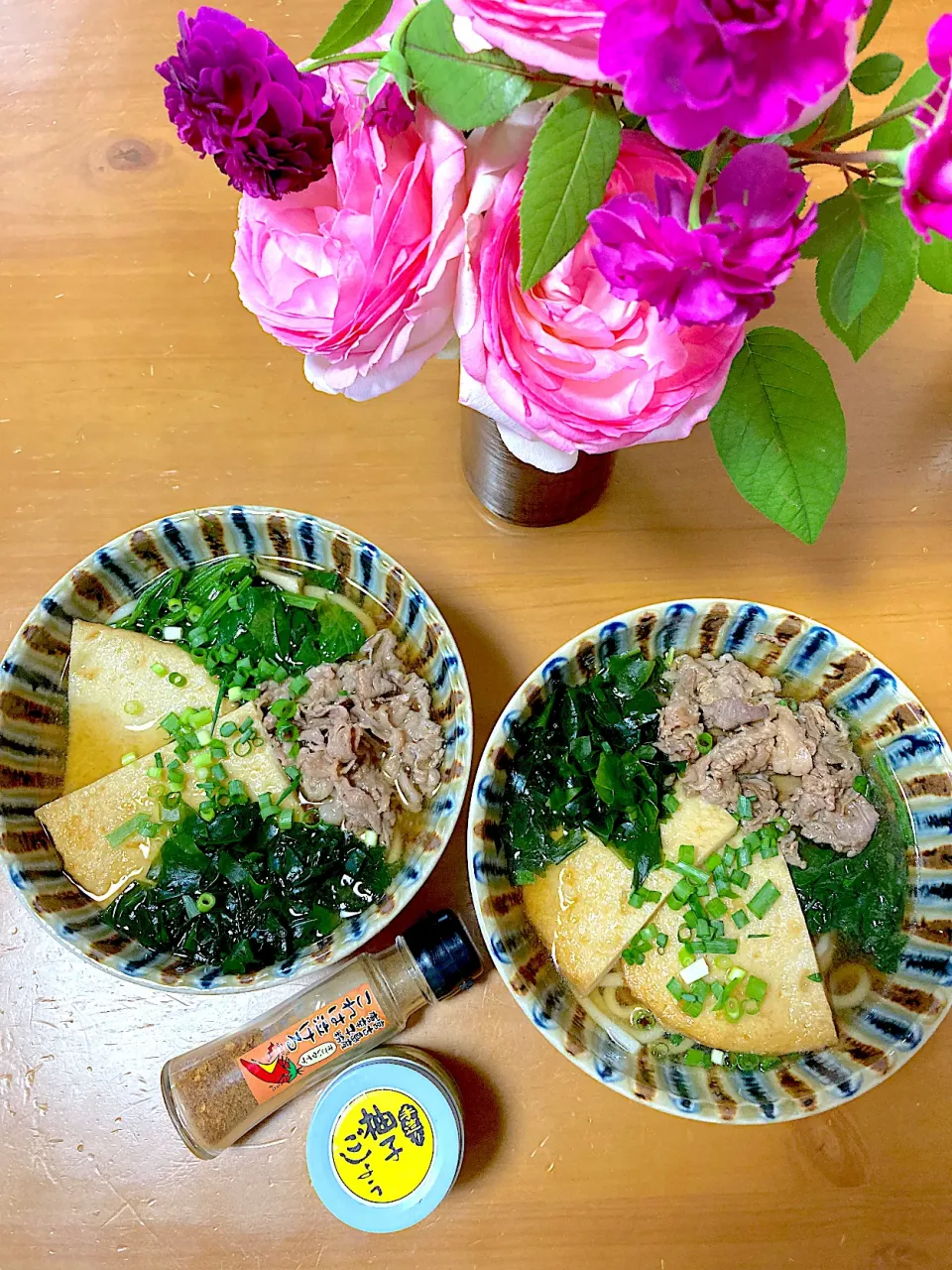 おうどん(*´▽｀*)ゞ　と薔薇♪|さくたえさん