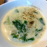 新玉ねぎと大根葉の豆乳スープ|じゅんさんさん