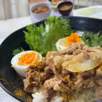 スパイス牛丼(^_^)vランチ|🐧ペンギン2さん
