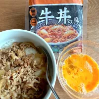 吉野家の牛丼に生卵😆✨|marimoさん