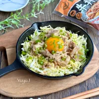 牛丼の具でキャベツ牛鍋|ゆーこどんさん