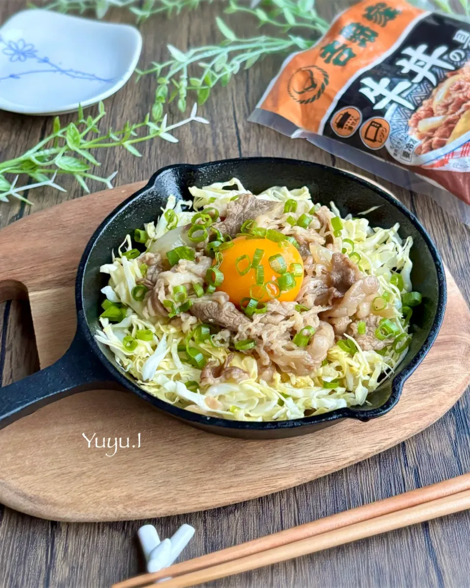 牛丼の具でキャベツ牛鍋|ゆーこどんさん