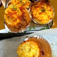 お弁当用のエビグラタンでグラタンパン|Tomoko  Kawaharaさん