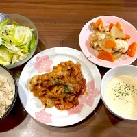 豚こまと玉ねぎのケチャチーズ炒め　コーンスープ　けんちょう　チョレギサラダ|おさむん17さん