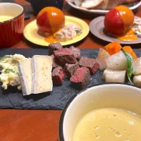 連休最終日　　　　　　　　　　　　　　　　staubでローストビーフ🥩のお夕飯|mokoさん