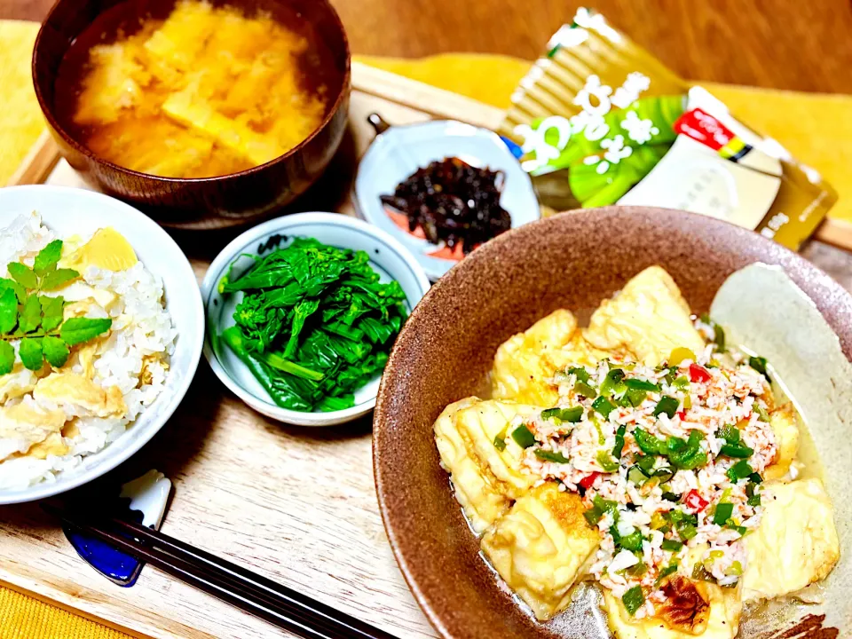 わさび風味こんぶ茶筍ごはんとカニカマ餡掛け揚げ出し豆腐|きいろさん