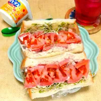 うたかた。さんの料理 トマトとツナのサラダサンド|うたかた。さん