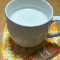 ピスタチオラテとカラメルビスケット|マシュマロールさん