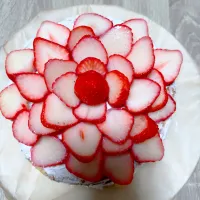 苺たっぷりケーキ🎂|愛華さん