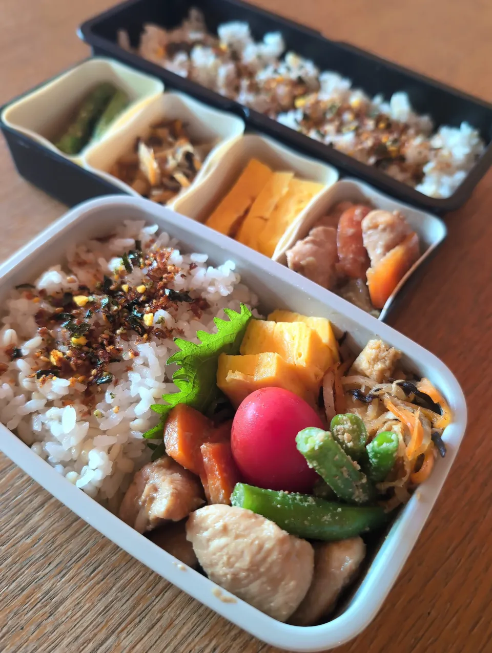 むね肉甘酢炒め弁当|まきごろうさん