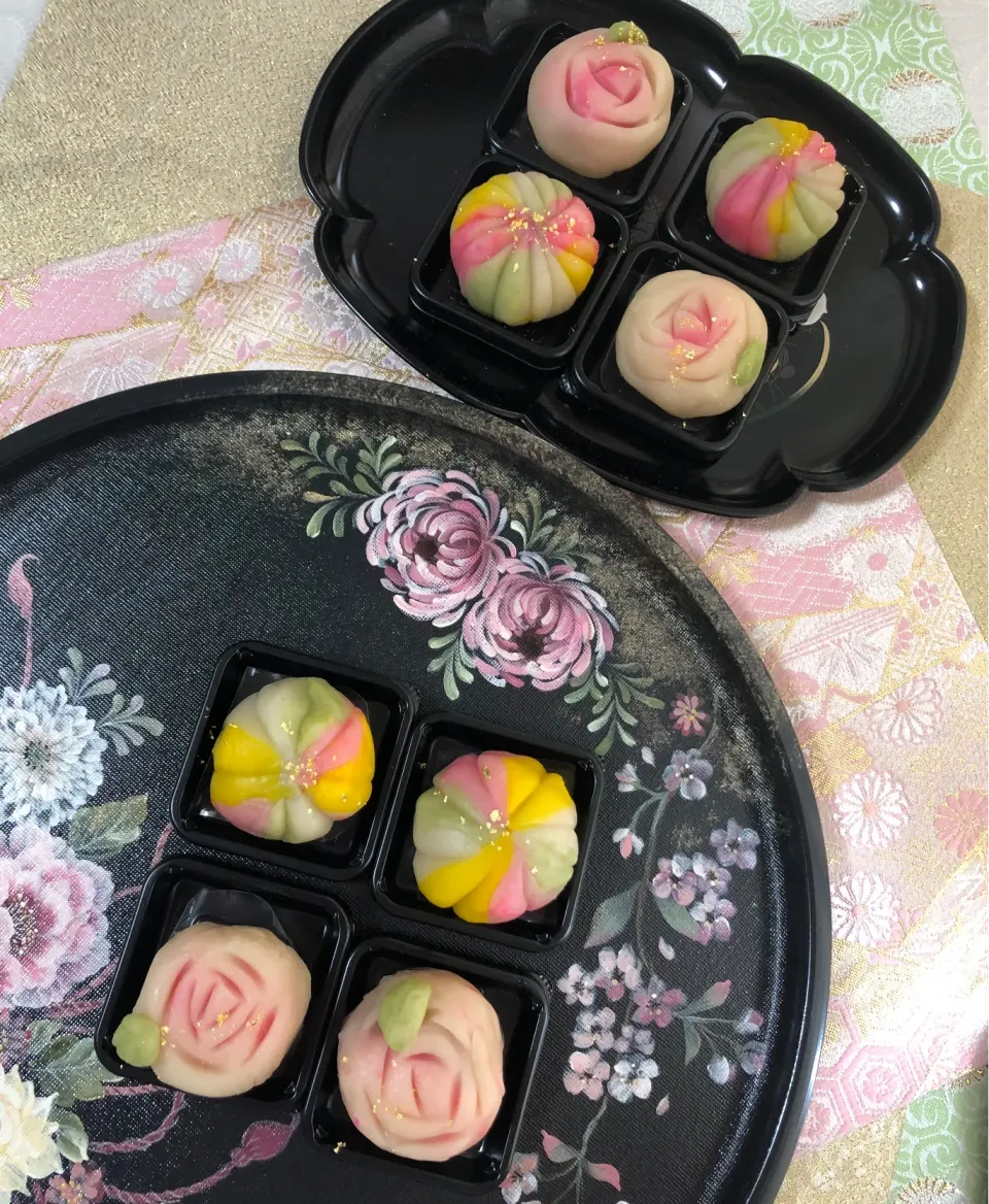 練り切り薔薇と手まり|のりこカルチャーサロンさん