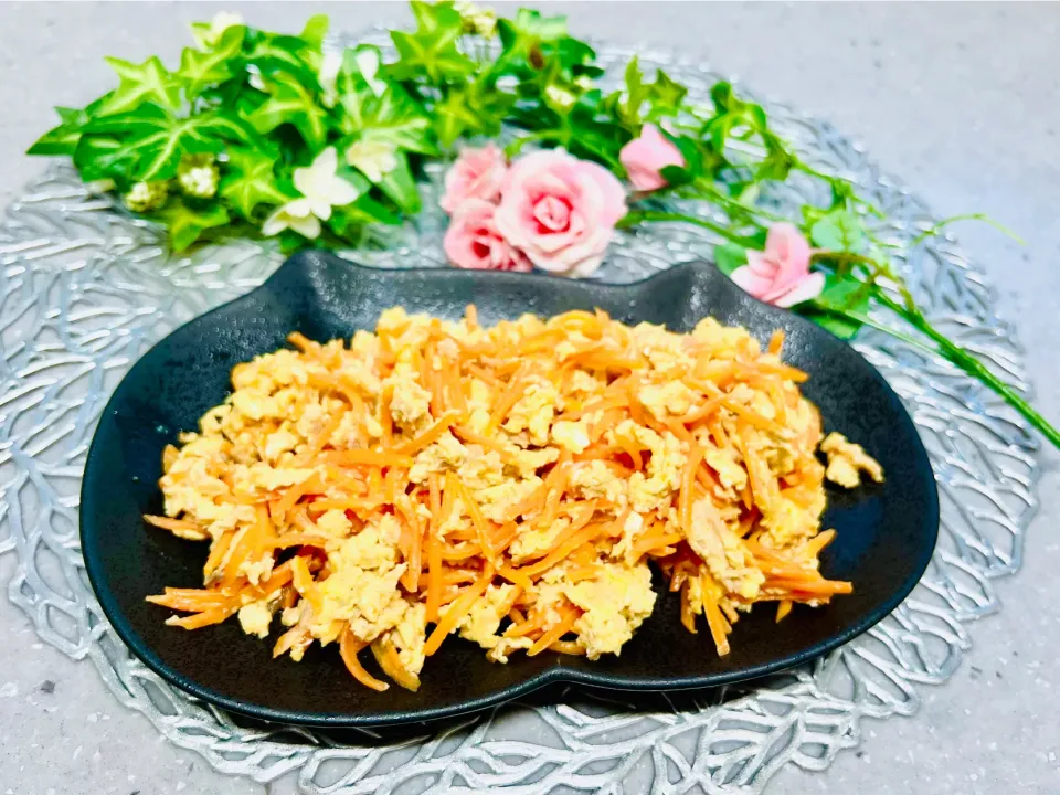 いっちゃんさんの料理 にんじんとツナと卵のシリシリつぶみそふりふり味変✨|バシュランさん