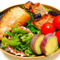 5/7のお弁当🍱
海苔弁当|卯月さん