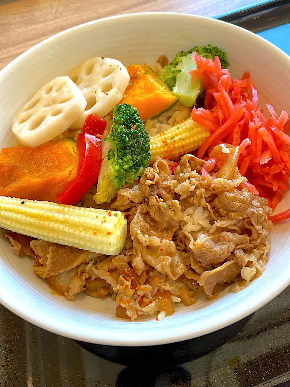 |ま〜てぃんさん