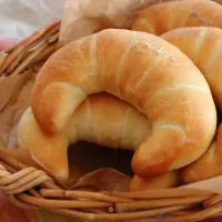 バター塩パン🥐|きみぷさん
