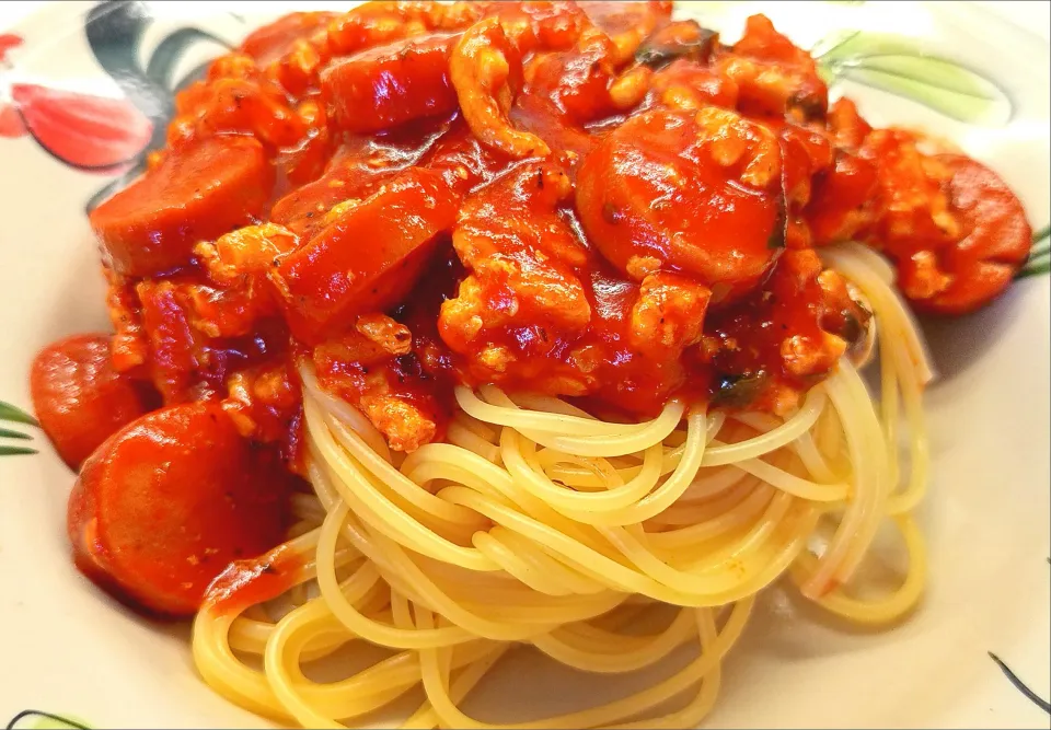 Filipino's spaghetti (Jolly Bee style spaghetti)|Jorge Bernal Márquezさん