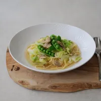 アサリと利尻昆布の旨みと
春キャベツ・スナップえんどうの甘みの
春の和風スープパスタ♡ ﾟ+｡:.ﾟ|ohanaさん