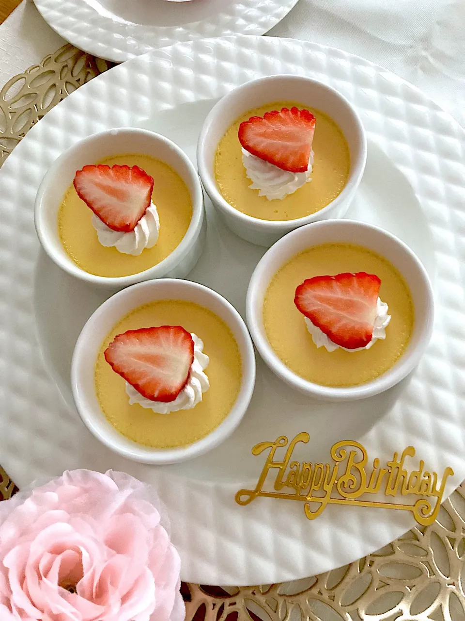 いっちゃんさんの料理 まぁちゃんさんの料理 なめらかプリン✨でお誕生日🎂おめでとうございます🎉|花🍀さん