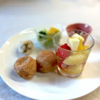 果物はグラスに|かっちゃん杉さん