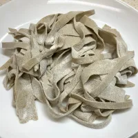 幅広に打った蕎麦|Takeshi  Nagakiさん