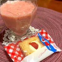 いちご一パック使って　　　　　　　　　　　　　フレッシュストロベリージュース🍓|mokoさん