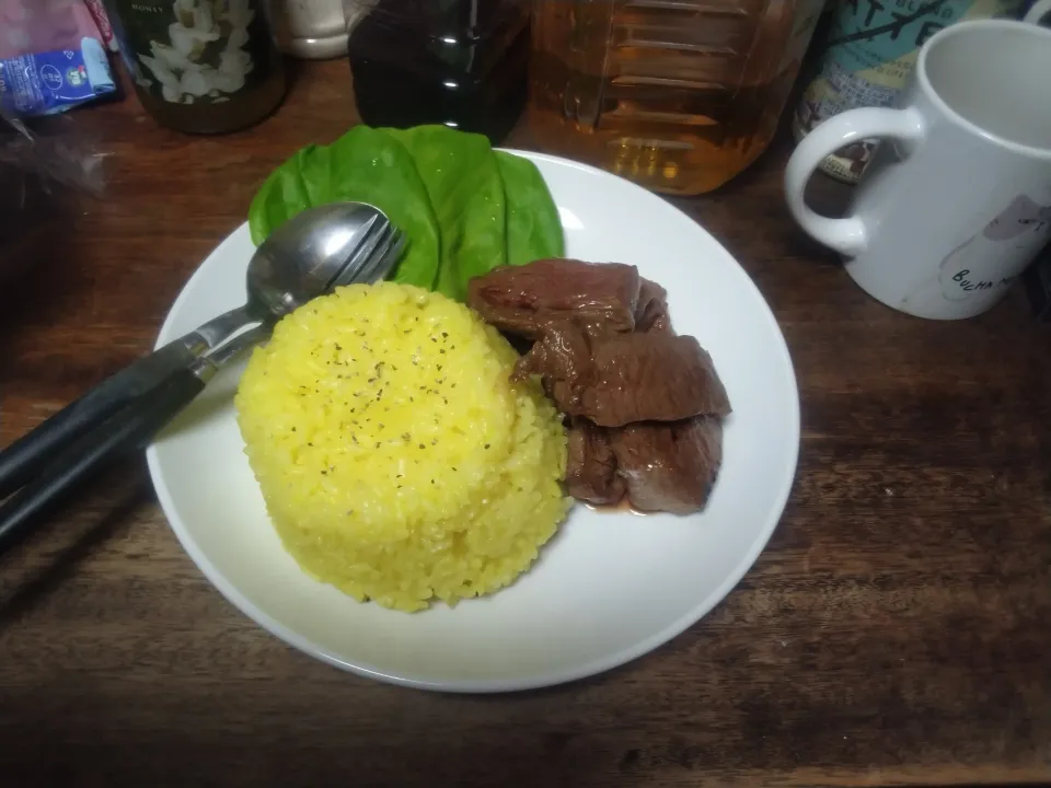 オーストラリア産ミスジ肉の焼き肉ターメリックガーリックライス|にんにくと唐辛子が特に好き❤️(元シャリマー)さん