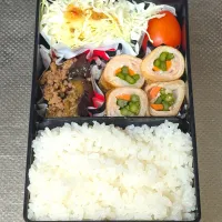 アスパラ人参豚バラ巻&麻婆茄子弁当