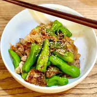 「常備菜」
出汁巻き、納豆、小松菜の味噌汁を 添えて 朝ごはん🍚|ばくあんしゃさん
