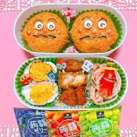 カレーパンでカレーパンマンお弁当🍱| miyurumoさん