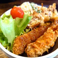 とんかつとコロッケのお弁当(*^^*)|しーPaPaさん