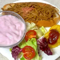 焼きそばパンモーニング| besさん
